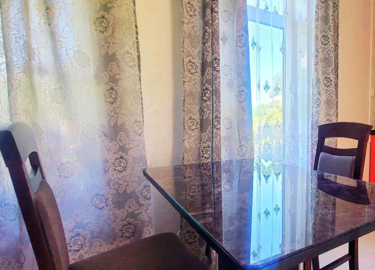 Апартаменти В Будиночку Біля Софіївського Парка Umań Zewnętrze zdjęcie